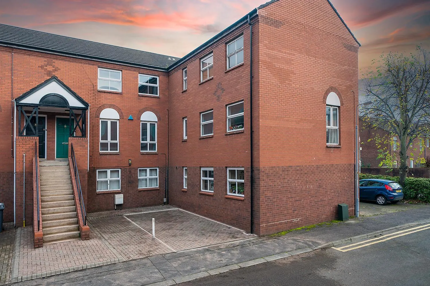 Apartment 2Br Next To City Centre Queens Uni W Spa Bath Pass The Keys Belfast
